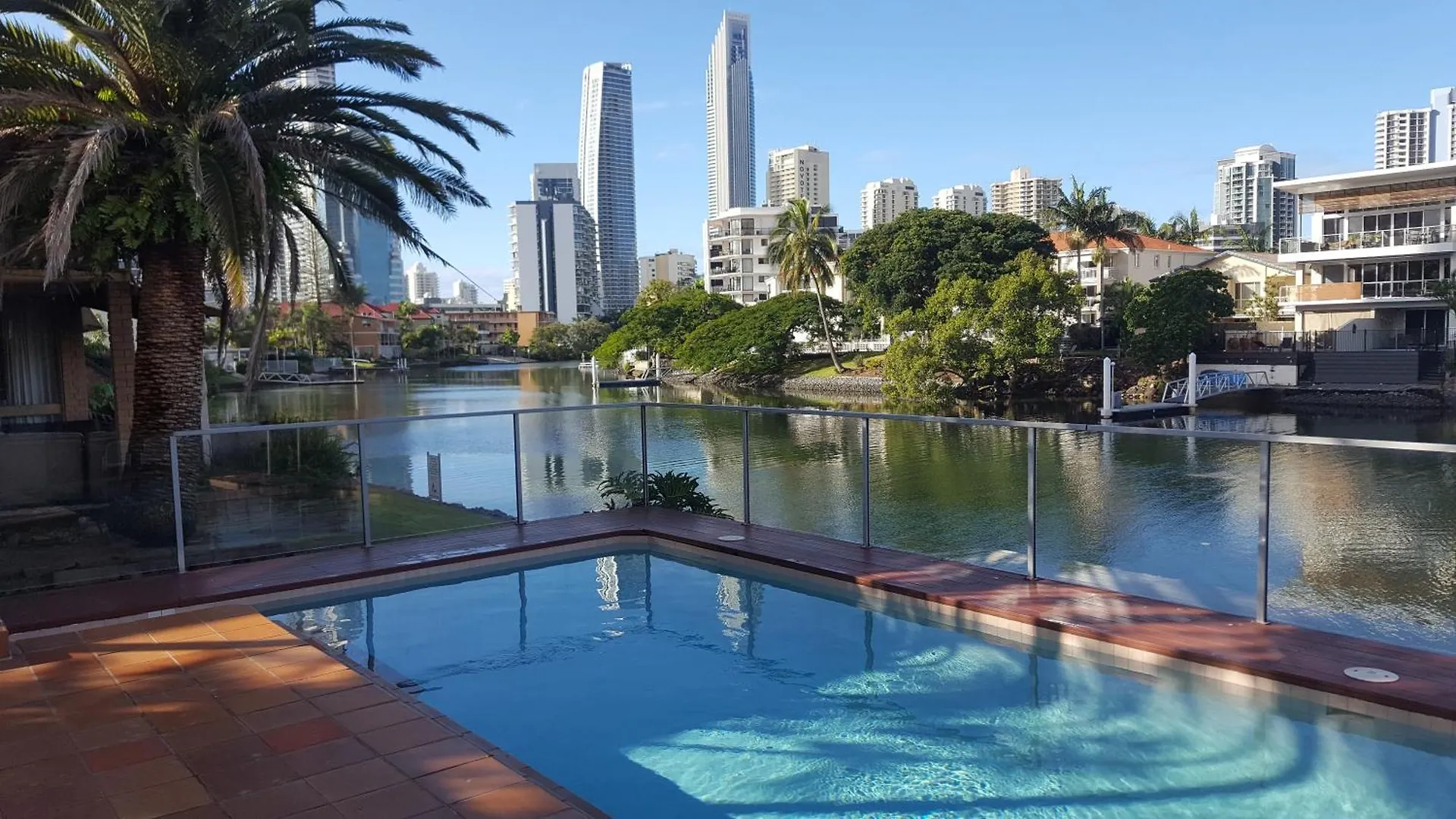 Quiet Location Close To It All Gold Coast