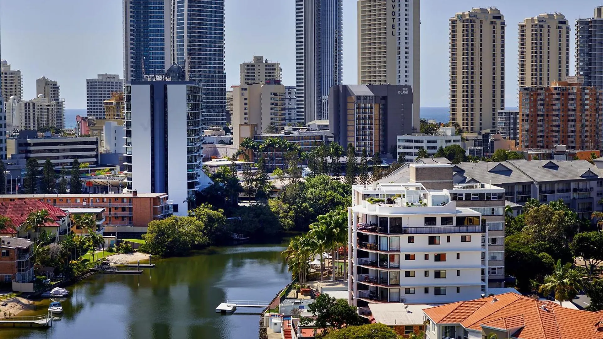 Apartment Quiet Location Close To It All Gold Coast